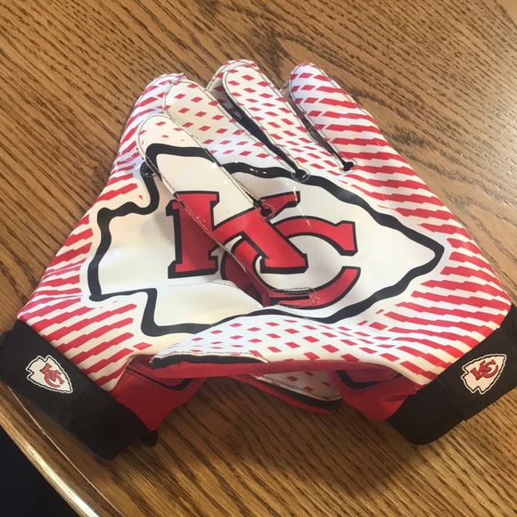 NFL Other - KANSAS CITY CHIEFS DERRICK WILLIAMS GLOVES